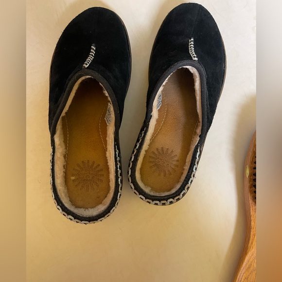 Ugg clogs - Picture 9 of 10